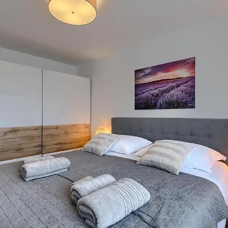 Holiday home Ani Pula