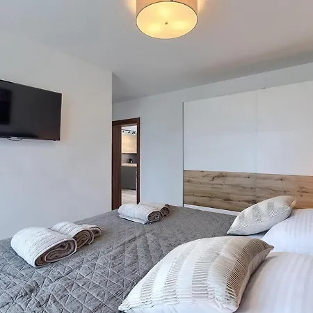 Ani Holiday home